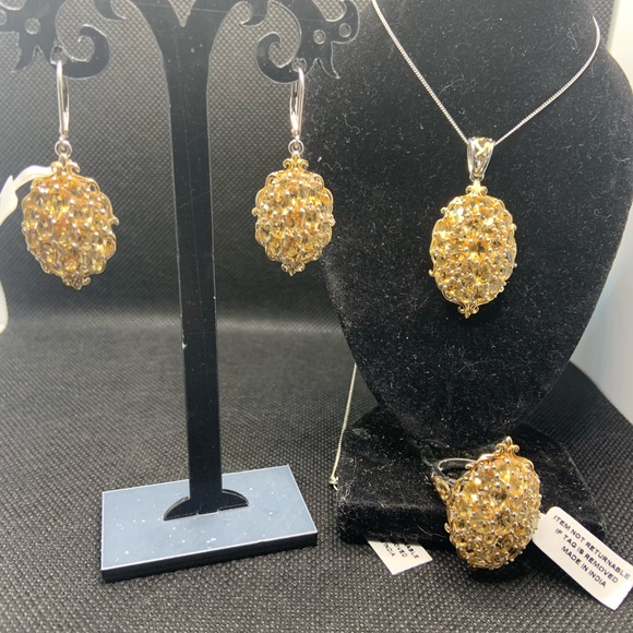 BRAZILIAN CITRINE EARRINGS AND PENDANT. - Picture 2 of 6